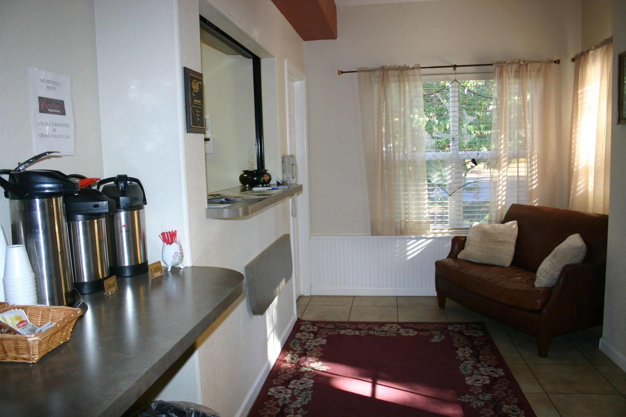 Nevada City Inn Bagian luar foto
